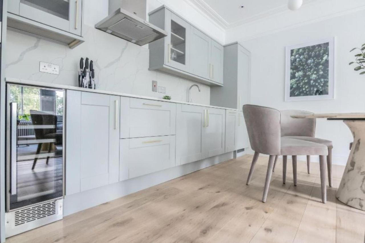 Апартаменты Royal Kensington In Cromwell Road Лондон Экстерьер фото